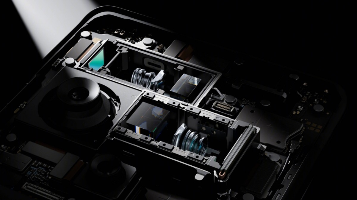 Flaggskeppet Oppo Find X7 Ultra har släppts: det är den första smartphonen med ett dubbelt periskop